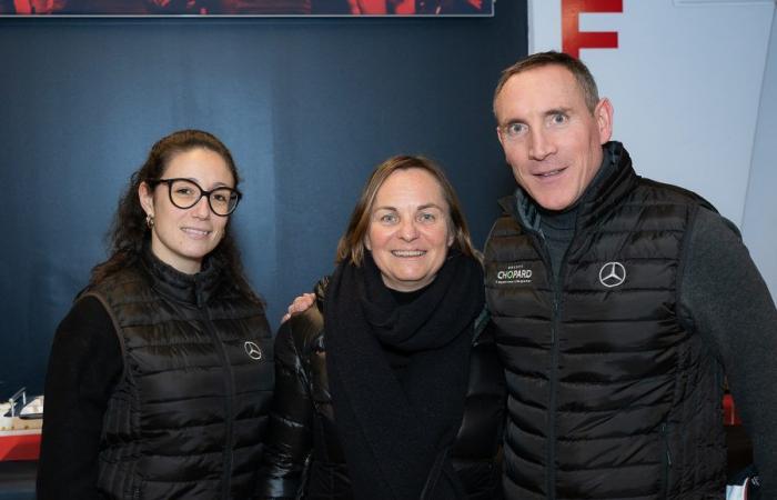 Die LOU Rugby VIP-Tribünen – Toulouse. Tolle Abendstimmung in Gerland –