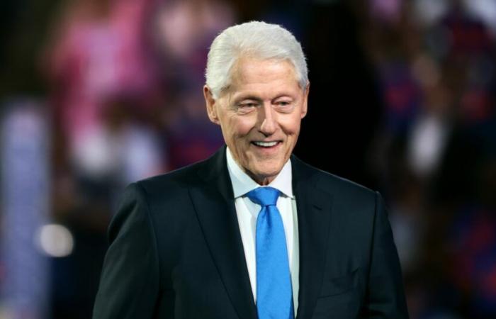 Bill Clinton wurde ins Krankenhaus eingeliefert, nachdem er Fieber bekam