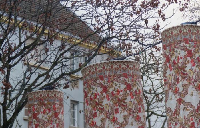 ein Stoff voller Symbole zur Feier des 800-jährigen Bestehens der Stadt