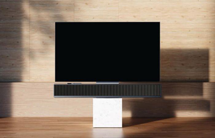 Dynaudio wird auf der CES 2025 seine super 1,85 m breite Symphony Opus One Soundbar vorstellen