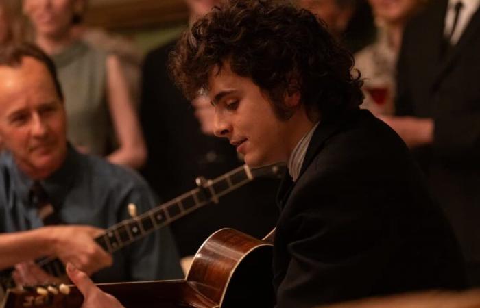 „Ein völlig Fremder“: Timothée Chalamet, ein freier und kompromissloser Bob Dylan