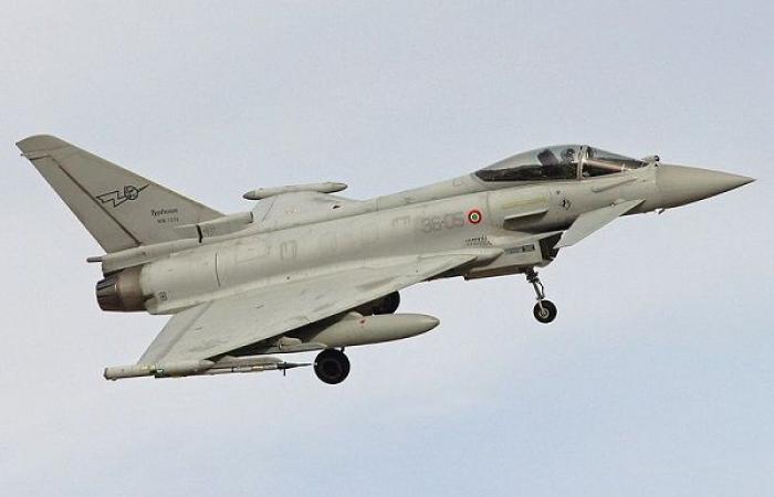 Italien bestätigte den Kauf von vierundzwanzig Eurofighter F-2000A-Kampfflugzeugen