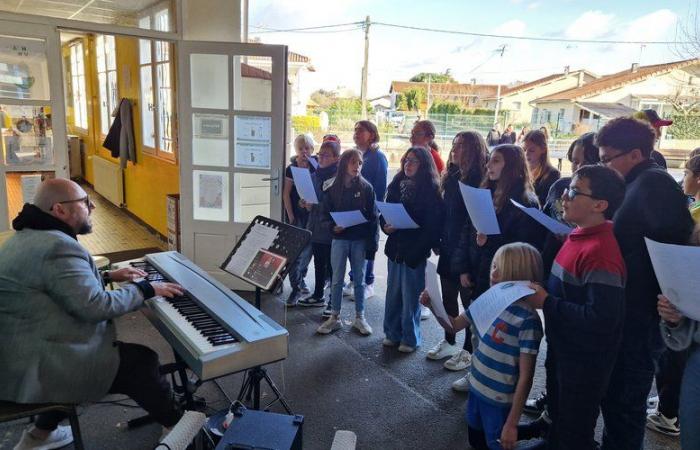 Am Saint-Joseph College in Fleurance feierten die Studenten Weihnachten