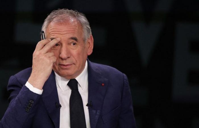 Warum sich die neue Regierung von François Bayrou erneut „in die Fänge der RN“ begibt