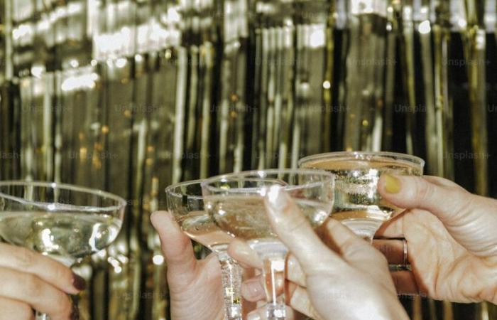 Weihnachten: Champagner am Tisch? Hier sind 5 Paarungen und 5 goldene Regeln für Feiertags-Toasts – WineFood