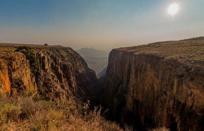 Ein sechster Ozean im Entstehen: Das geologische Phänomen, das Ostafrika umgestaltet – VivAfrik