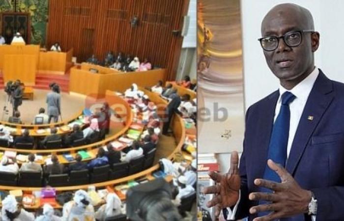 Thierno Alassane SALL prangert ein Haushaltsparadoxon innerhalb der Nationalversammlung an