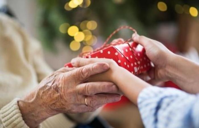 Wie kann man ein friedliches Weihnachtsfest mit einem geliebten Menschen verbringen, der an Demenz leidet?