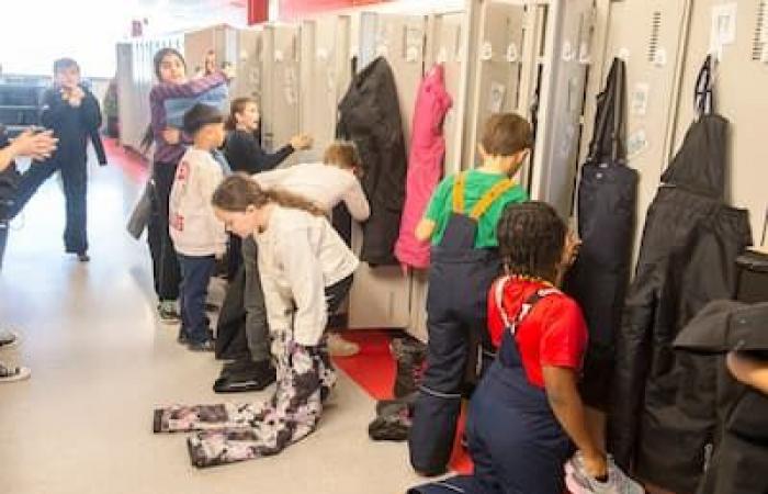 [PHOTOS] Ein Tag im Leben eines „Klassenzimmerhelfers“