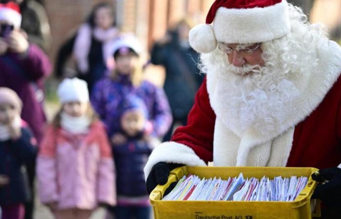 Wie kann man die Tour des Weihnachtsmanns Minute für Minute verfolgen?