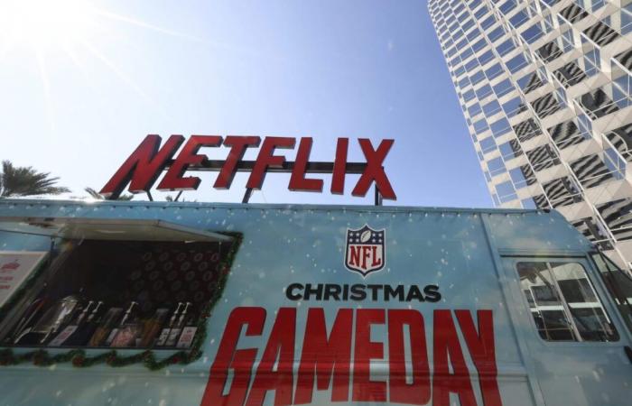 Netflix hat nach einer frühen Panne den ersten Vorstoß in die NFL-Übertragung mit Höhen und Tiefen hingelegt