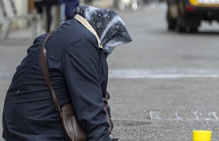 Pech: Zürcher trampelt Kässeli von Bettlerin um – Scherben!