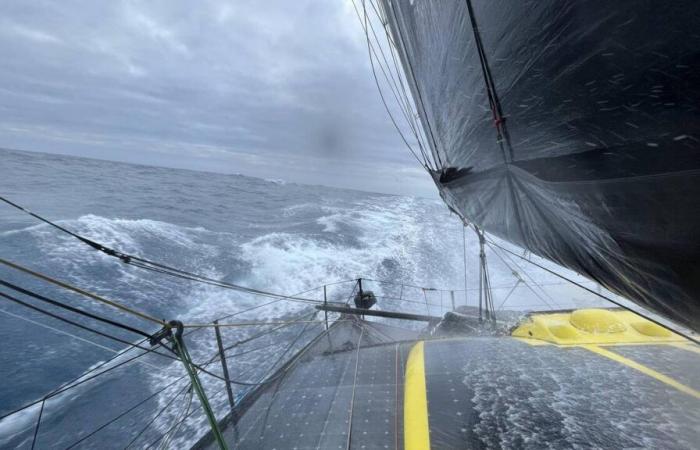 Vendée Globe: 29 Stunden im Motorstopp für Roura