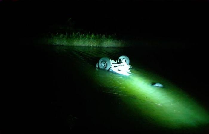 Straßendrama am Heiligabend: Bei einem heftigen Unfall sind auf der A9 eine 35-jährige Frau getötet und sechs verletzt worden