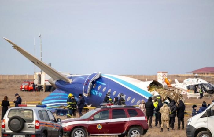 Flugzeug der Aserbaidschan Airlines stürzt in Kasachstan ab, 35 werden vermisst – 25.12.2024 um 15:40 Uhr