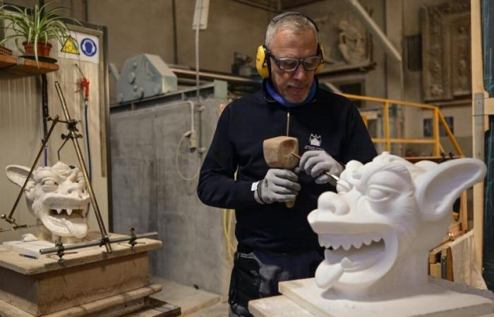 Im Mailänder Dom erstrahlen die sterbenden Statuen wieder in neuem Glanz