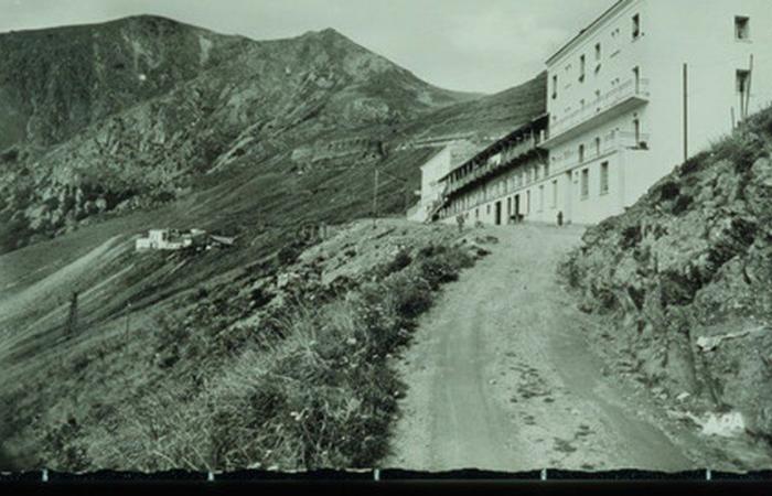 Pyrénées-Orientales: Sammlung alter Fotos über das Canigó-Massiv