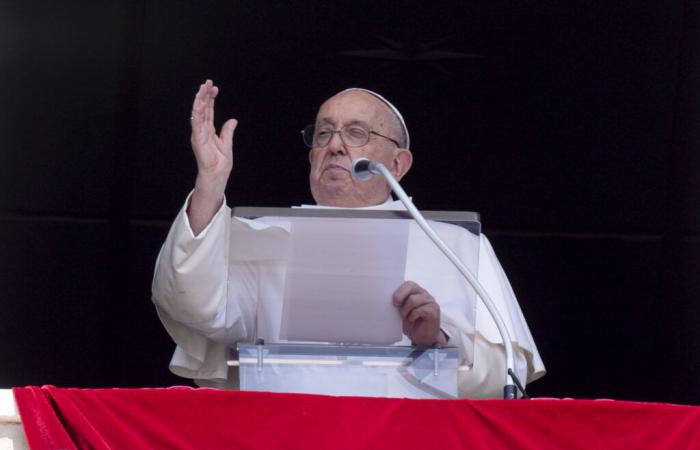 Papst: Angelus, „lasst uns für den Frieden auf der ganzen Welt arbeiten“