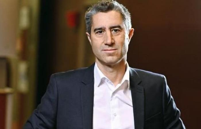 „François Ruffin rappt. Nicht schlechter als im Juli, aber ziemlich niedrig.“