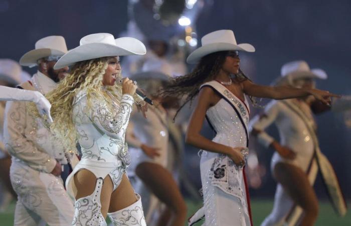 Beyoncé glänzt in „Cowboy Carter“ NFL-Halbzeitshow mit Tochter Blue Ivy und Überraschungsduett von Post Malone: ​​Live-Updates