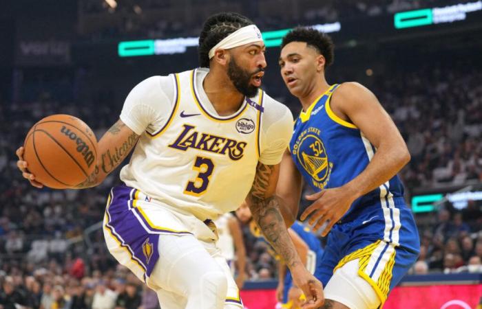 Lakers-Star Anthony Davis verlässt den Weihnachtssieg gegen die Warriors vorzeitig, nachdem er sich den Knöchel überrollt hat