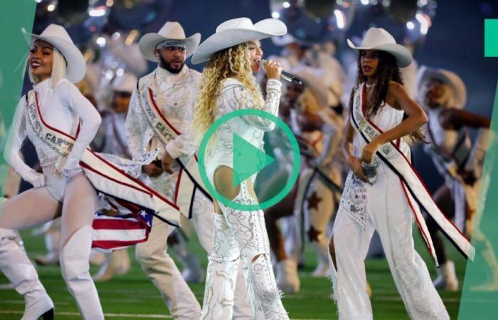 Beyoncé glänzt als reine Texanerin bei ihrer Halbzeitshow bei einem NFL-Weihnachtsspiel in Houston