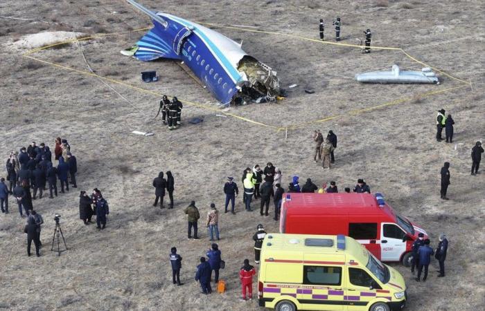 Haben die Russen ein Passagierflugzeug vom Himmel geschossen? „Verdächtige Löcher“ schüren Gerüchte über ein schlechtes Spiel