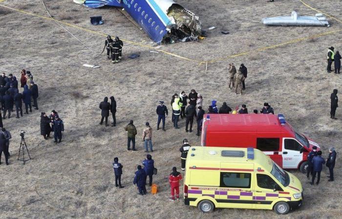 „Ein kleines Mädchen kam heraus und sagte zu mir: ‚Rette meine Mutter!‘“: Überlebende des schrecklichen Flugzeugabsturzes in Kasachstan sagen aus