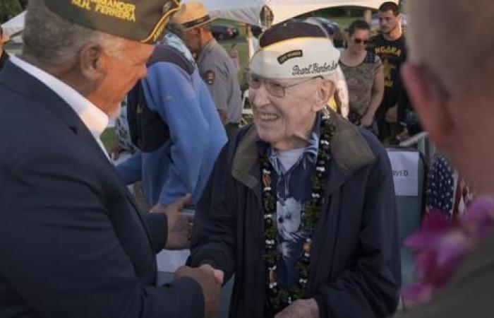 Letzter Überlebender der beim Angriff auf Pearl Harbor gesunkenen USS Utah stirbt im Alter von 105 Jahren