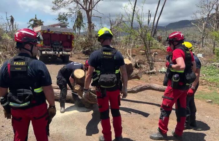 Feuerwehrleute aus Hauts-de-France leisten Verstärkung in Mayotte nach dem Durchzug des Zyklons Chido