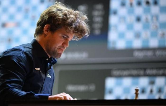 Magnus Carlsen verlässt die Schnellschach-Weltmeisterschaft, weil er Jeans trägt