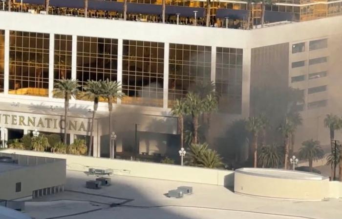 Las Vegas | Fahrzeug fängt Feuer und explodiert vor Donald-Trump-Hotel