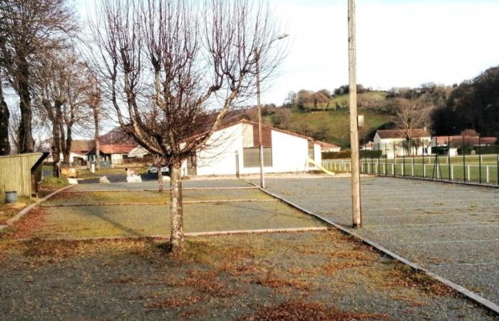 Erneuerbare Energien sind in dieser Stadt im Cantal auf dem Vormarsch