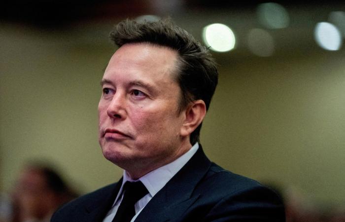 Die Welt in Kürze | Elon Musk unterstützt rechtsextremen Aktivisten, 27 Migranten starben vor Tunesien