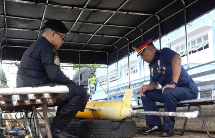 Chinesische Unterwasser-Seegleiter-Drohne von Fischer auf den Philippinen gefangen