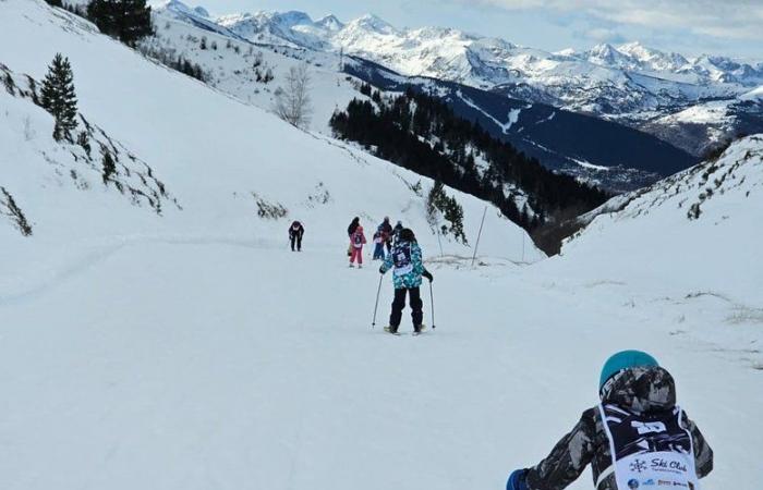 Tarascon-sur-Ariège. Glücklich auf der Piste mit dem Ski-Club