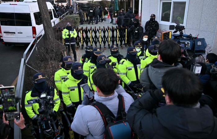 Südkorea | Ermittler versuchen, den gestürzten Präsidenten festzunehmen