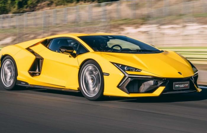 Lamborghini ruft zwei Revueltos wegen Brandgefahr zurück