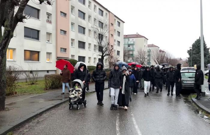 Ein Mann ging zur Polizei, eine Kundgebung wurde zu Ehren des Opfers organisiert