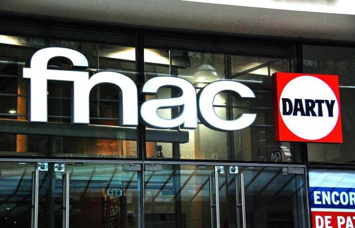 Vor der endgültigen Schließung organisiert Fnac auf den Champs-Élysées einen riesigen Ausverkauf