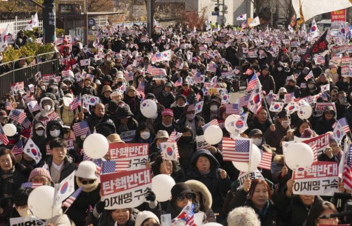 Der gestürzte Präsident Yoon Suk-yeol wehrt sich immer noch gegen die Festnahme