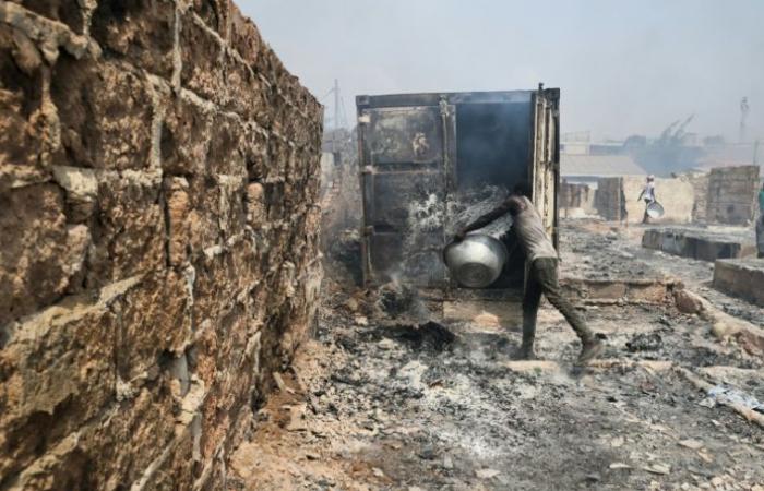 In Accra verwüstet ein Großbrand Ghanas wichtigsten Second-Hand-Kleidungsmarkt – 01.02.2025 um 22:31 Uhr