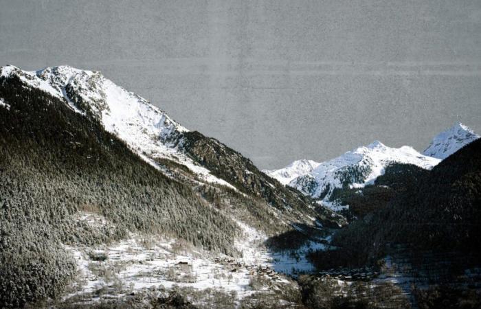 Zwei Frauen sterben innerhalb weniger Stunden nach einem Sturz in den Pyrenäen, wo der Schnee zu „fast Eis“ wurde.