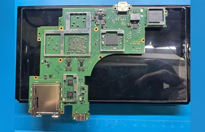 Das Switch 2-Motherboard wird enthüllt und verrät uns mehr über die zukünftige Nintendo-Konsole