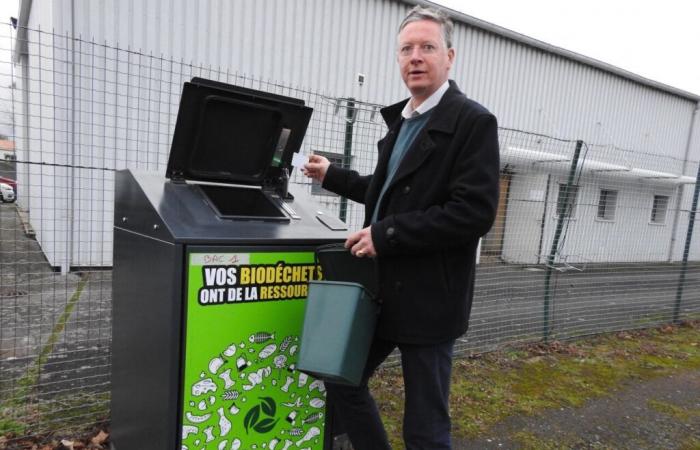 Plazieren Sie Komposter im Zentrum dieser Stadt in der Vendée, um den Bioabfall der Bewohner zu sammeln