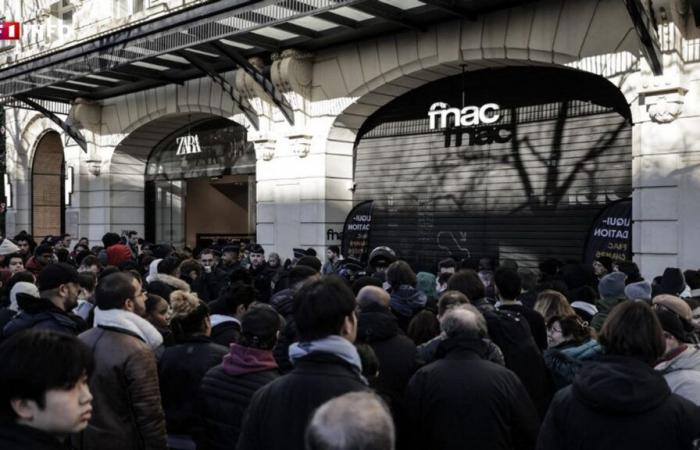 Champs-Élysées: Traurigkeit und (zu) große Menschenmengen für die Räumung vor der Schließung des Fnac