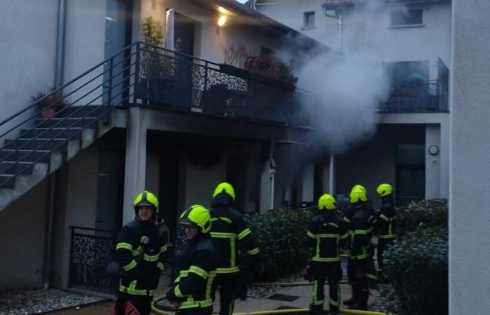 Isère. In Luzinay brennt eine Wohnung, der Bewohner erlitt schwere Verbrennungen