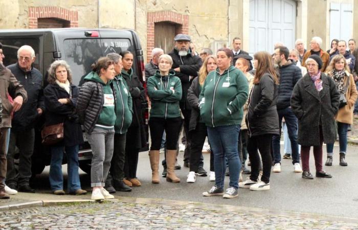 Tausend Menschen versammelten sich in Monein zu einer letzten Hommage an die junge Lily