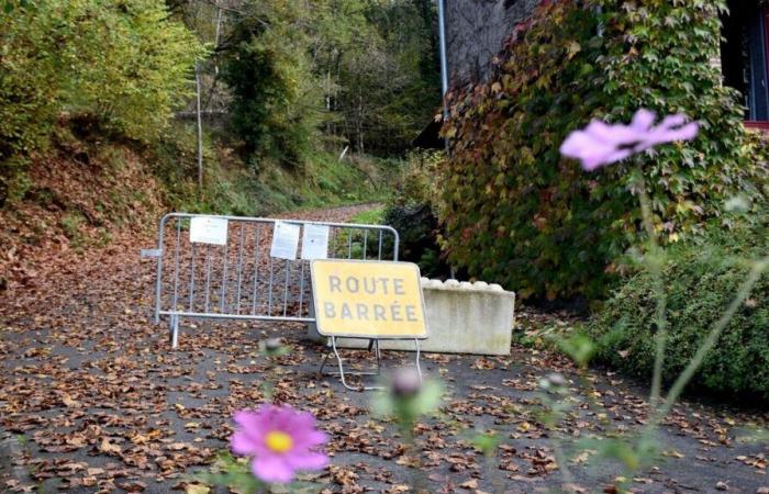 Puy-de-Dôme: Ein Weiler wartet immer noch auf den Wiederaufbau seiner Zufahrtsstraße, die durch die Stürme des letzten Sommers abgeschnitten war