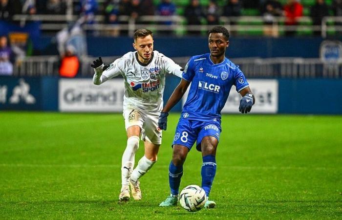 Amiens SC – Troyes: Themen, Kompositionen, Geschichte